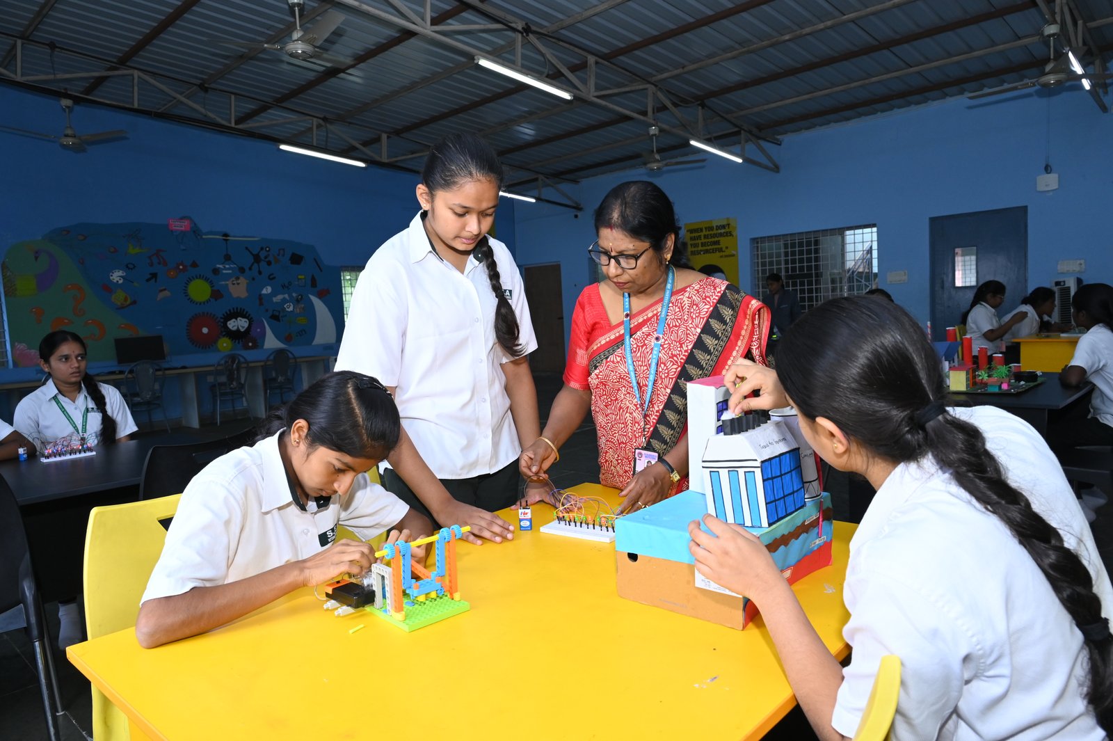 Senior secondary lab project session